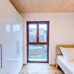 Urban-apartmenthaus Zwischen Berg Und Appartamento Dornbirn