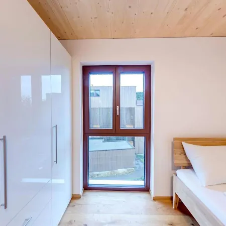 Urban-apartmenthaus Zwischen Berg Und 도른비른