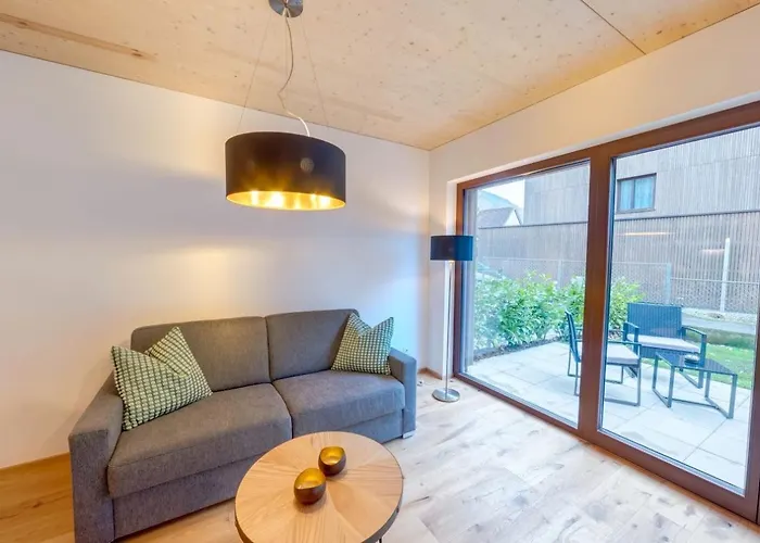 Urban-apartmenthaus Zwischen Berg Und