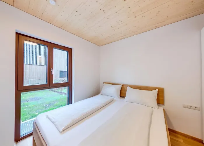 Urban-apartmenthaus Zwischen Berg Und