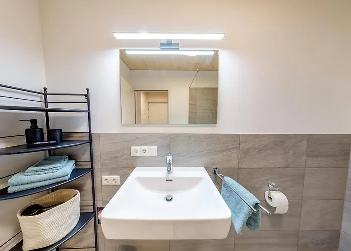 Urban-apartmenthaus Zwischen Berg Und Dornbirn